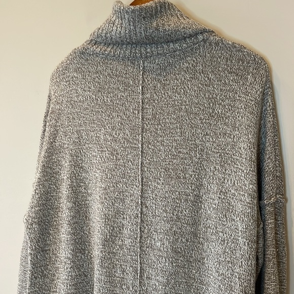 NWOT Knit Tunic Length Turtle Neck, Women’s XL. Heathered Brown Color - Picture 7 of 11
